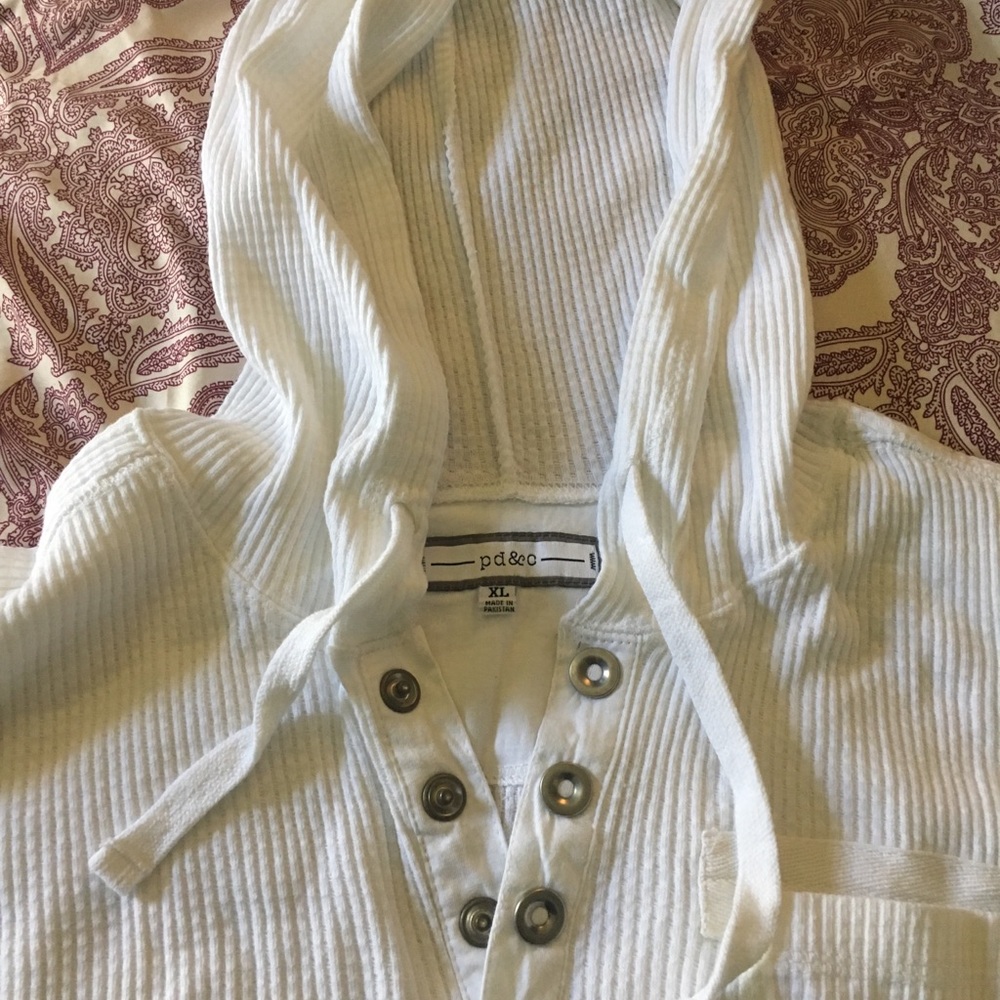 PD&C Men’s hooded pull-on sweater NWT; XL